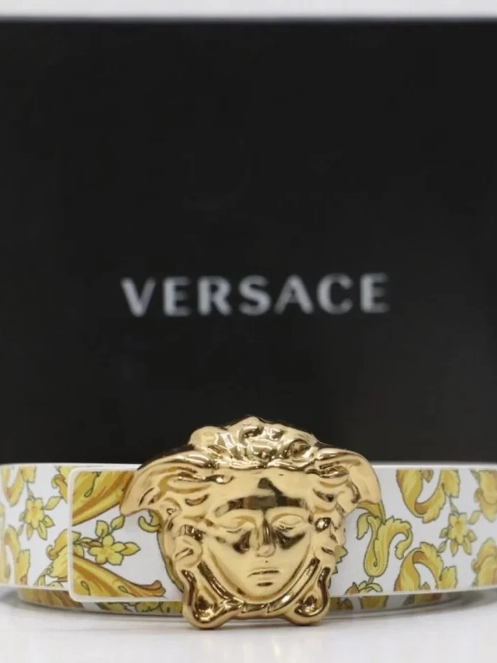 Versace la Medusa 6-8YRS Kids Reversible Belt Size M - White/Gold